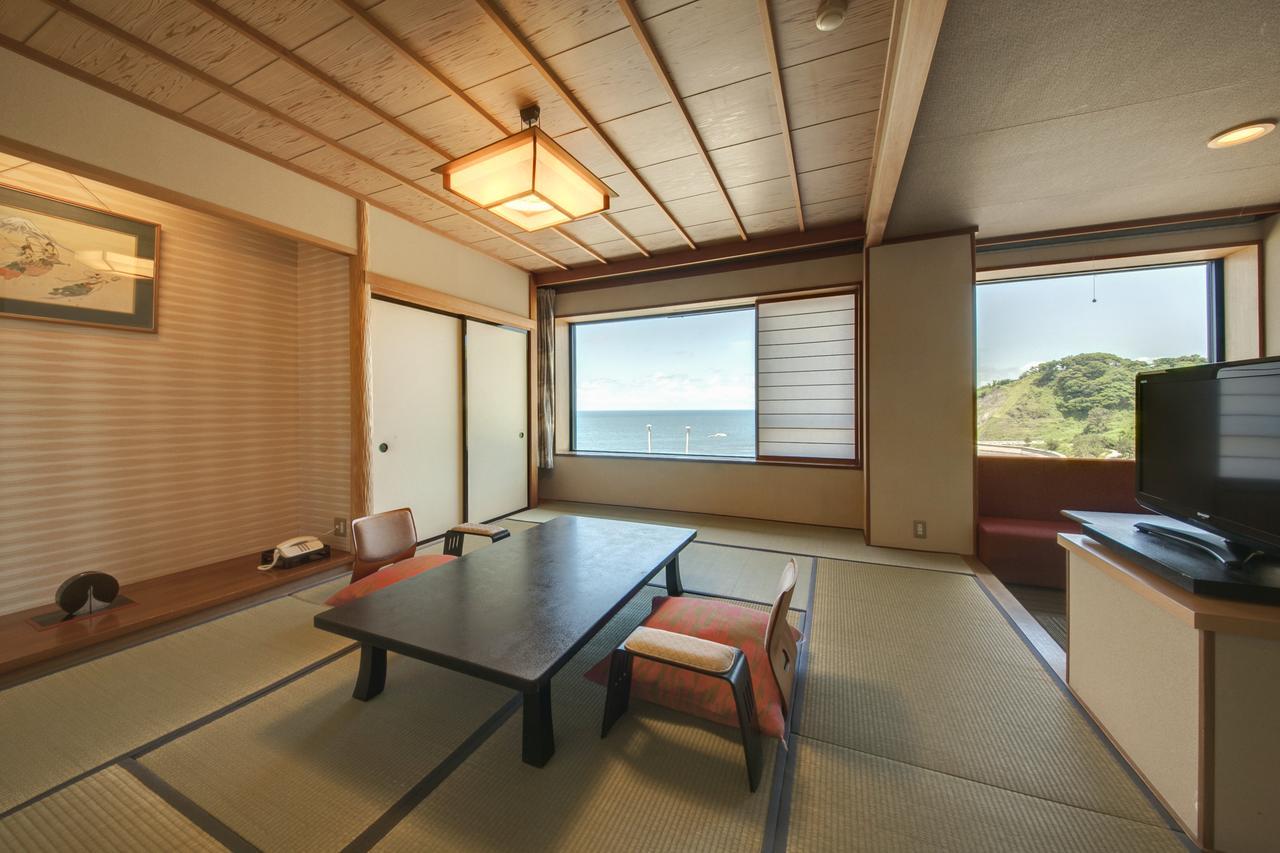 Отель Wajima Onsen Yashio Экстерьер фото