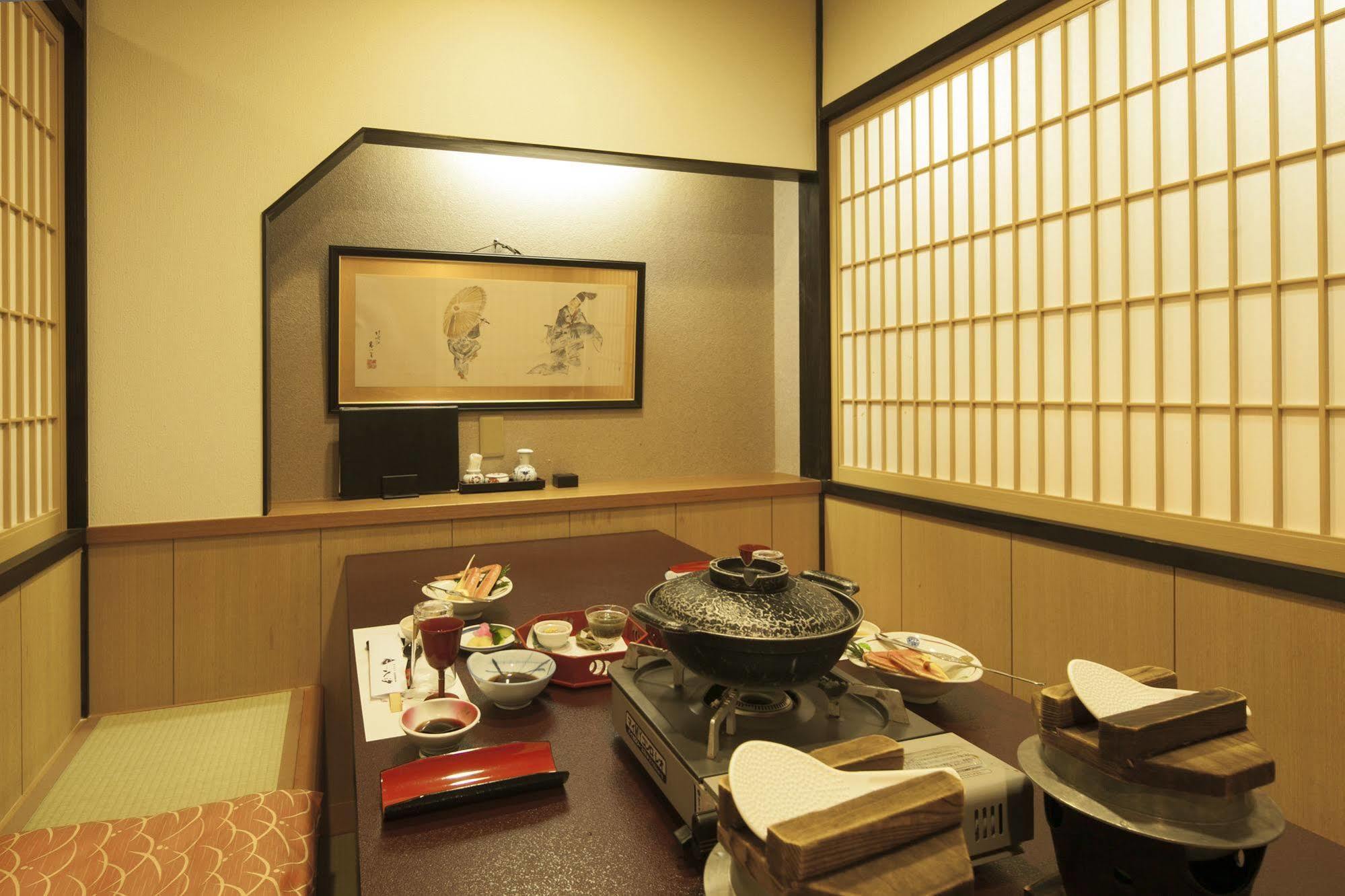 Отель Wajima Onsen Yashio Экстерьер фото