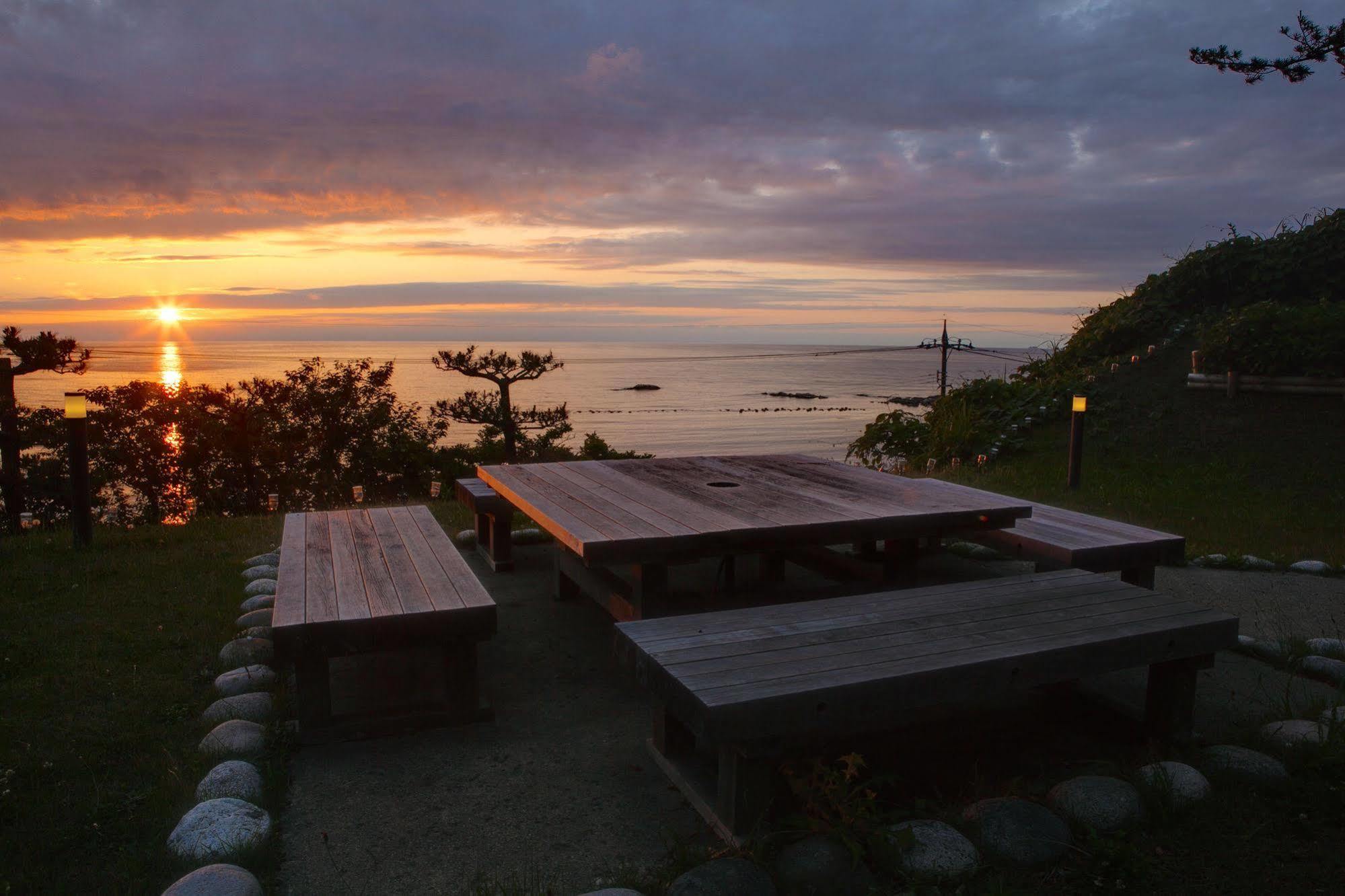 Отель Wajima Onsen Yashio Экстерьер фото