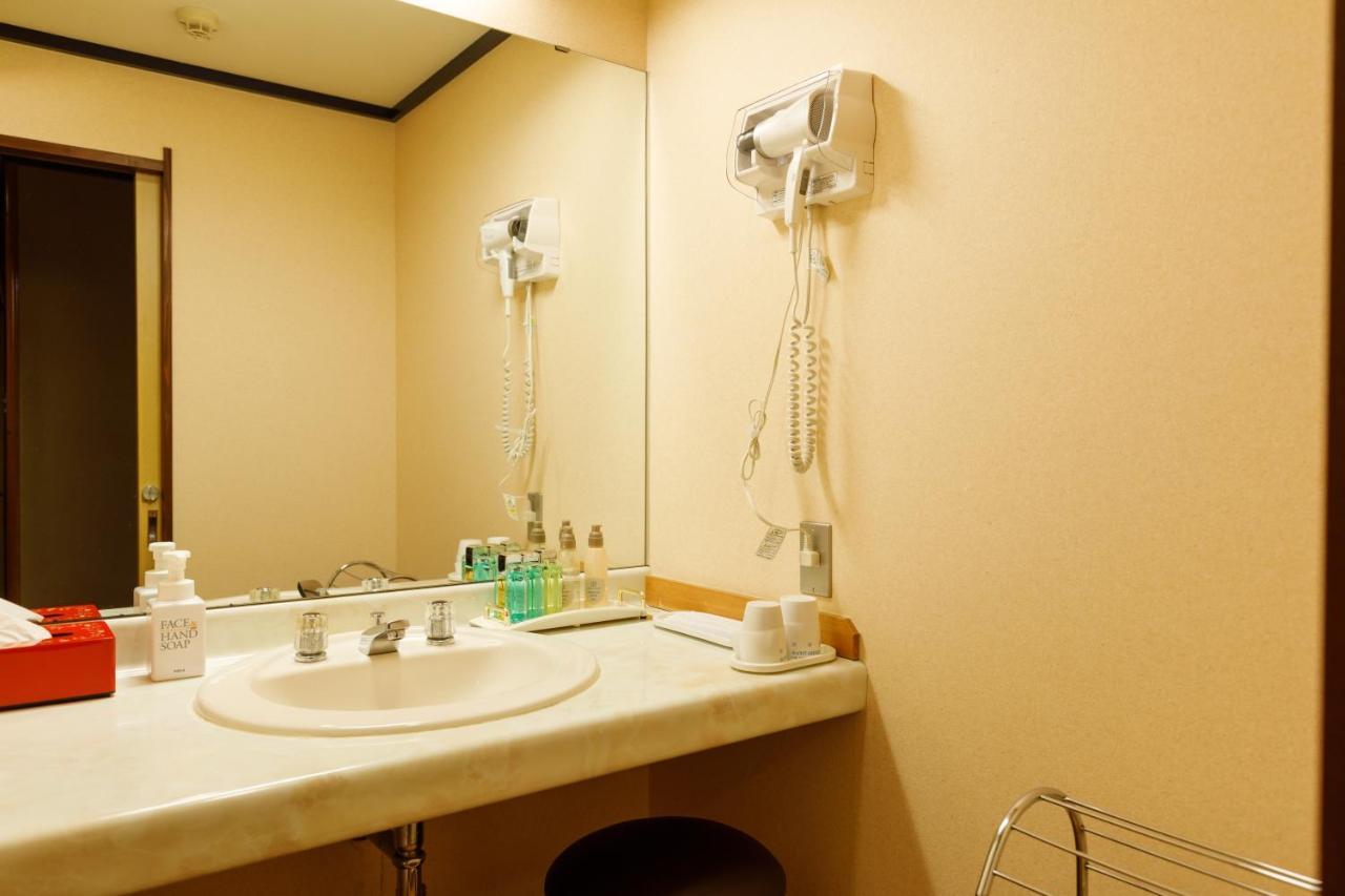 Отель Wajima Onsen Yashio Экстерьер фото