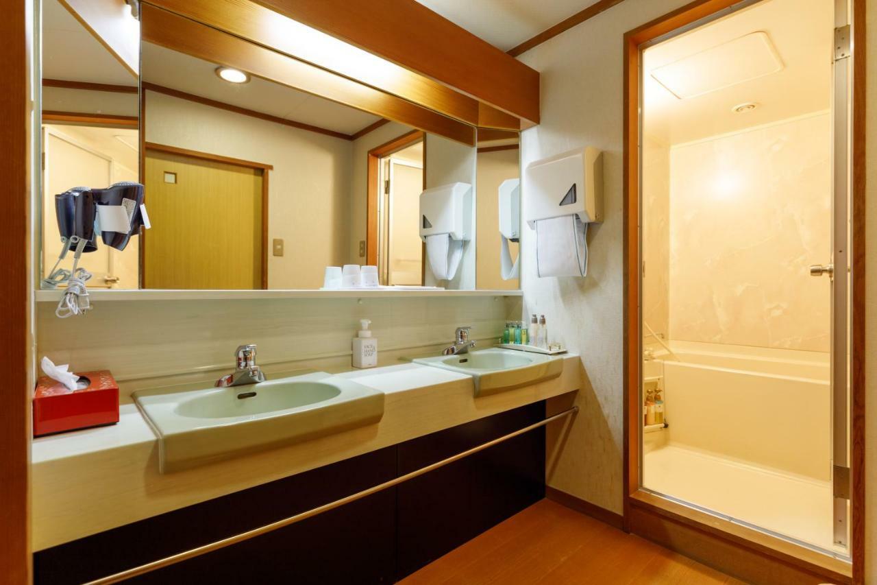 Отель Wajima Onsen Yashio Экстерьер фото